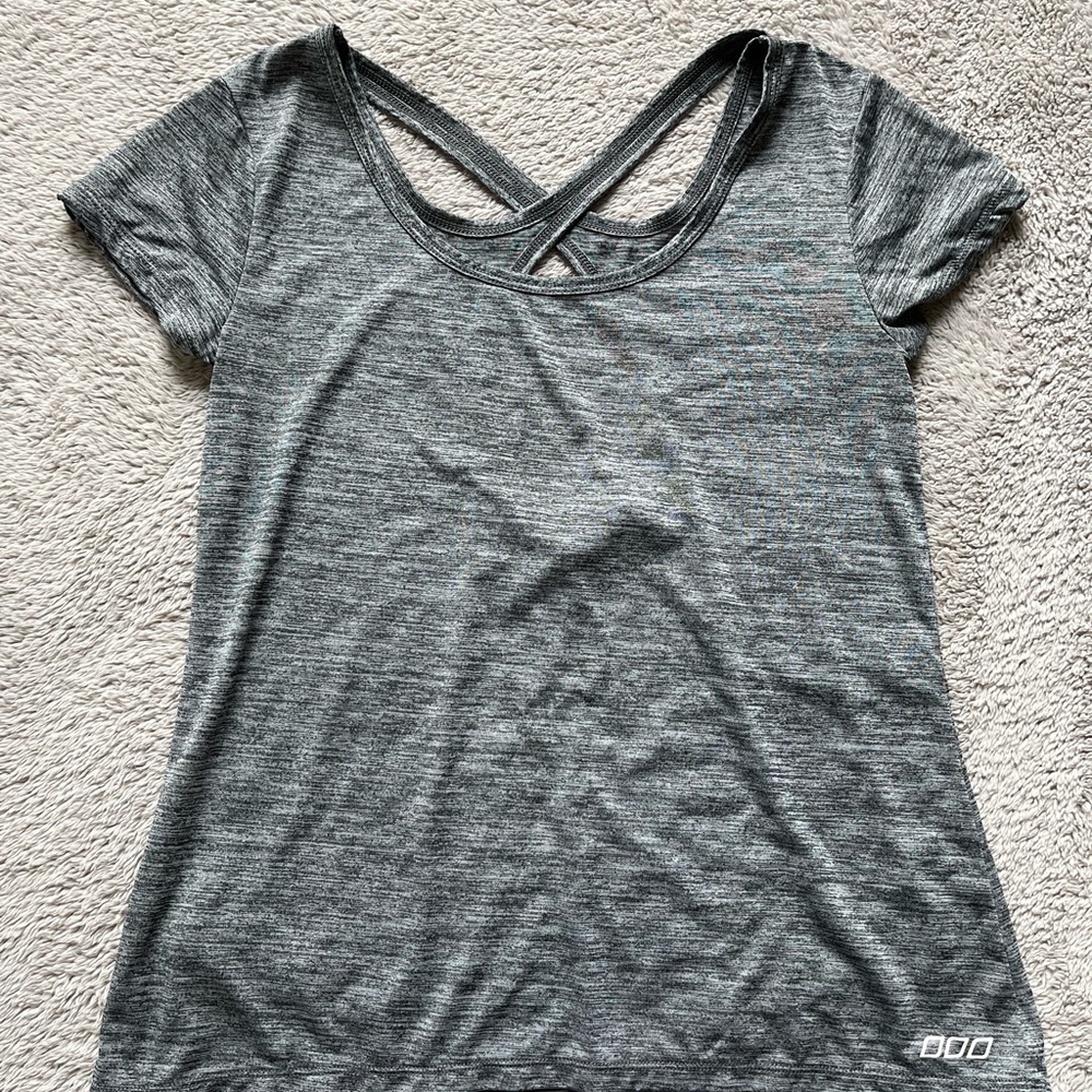 Lorna Jane Uniquely Marbled Gray Workout Shirt with back detail- Size Small